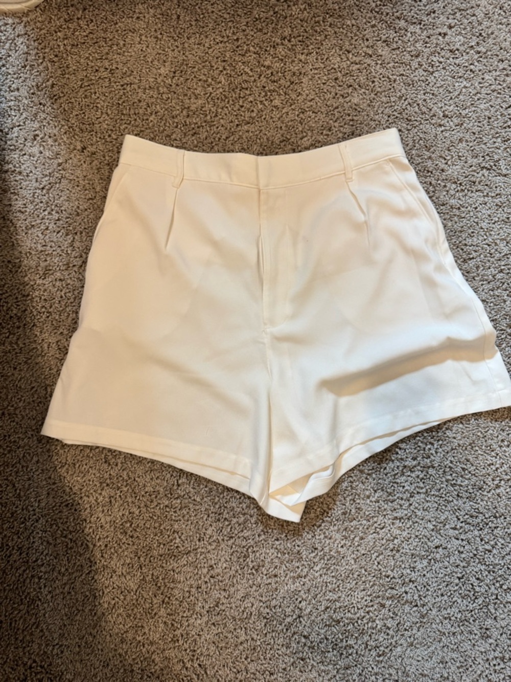 Abercrombie & Fitch Cream High-Waist Tailored Shorts